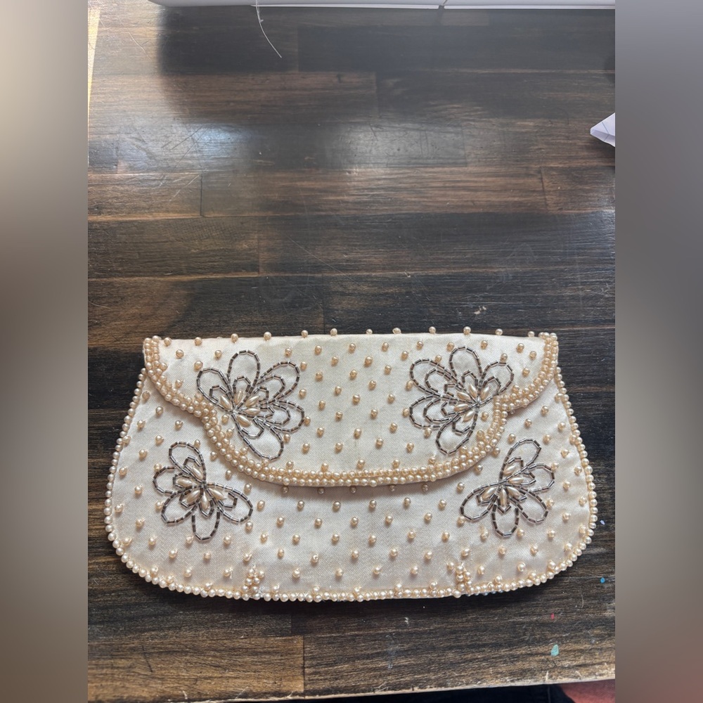 Excellent Condition Vintage Handmade Beaded Clutch